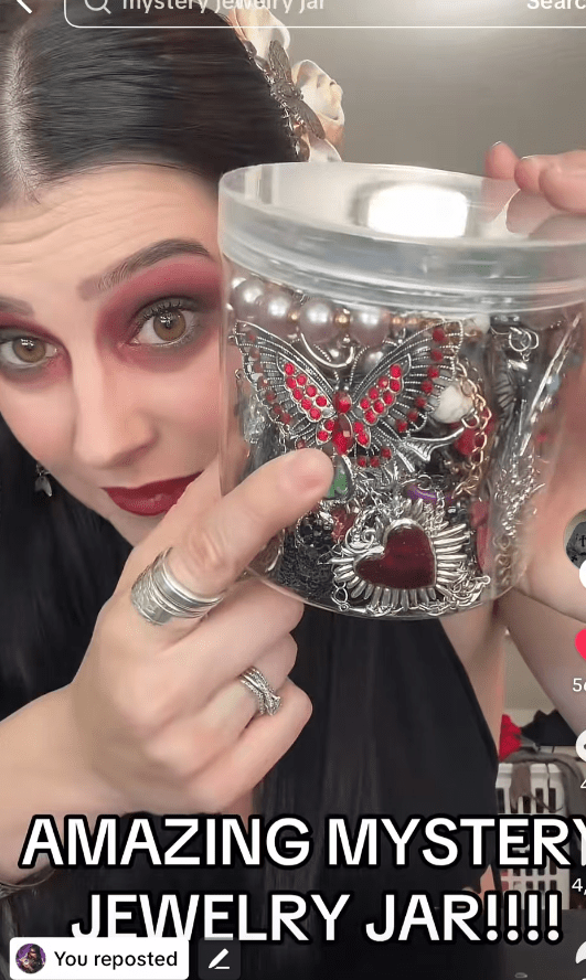 (Patricia Braham Similar Style) | Mystery Jewelry Jar 60315