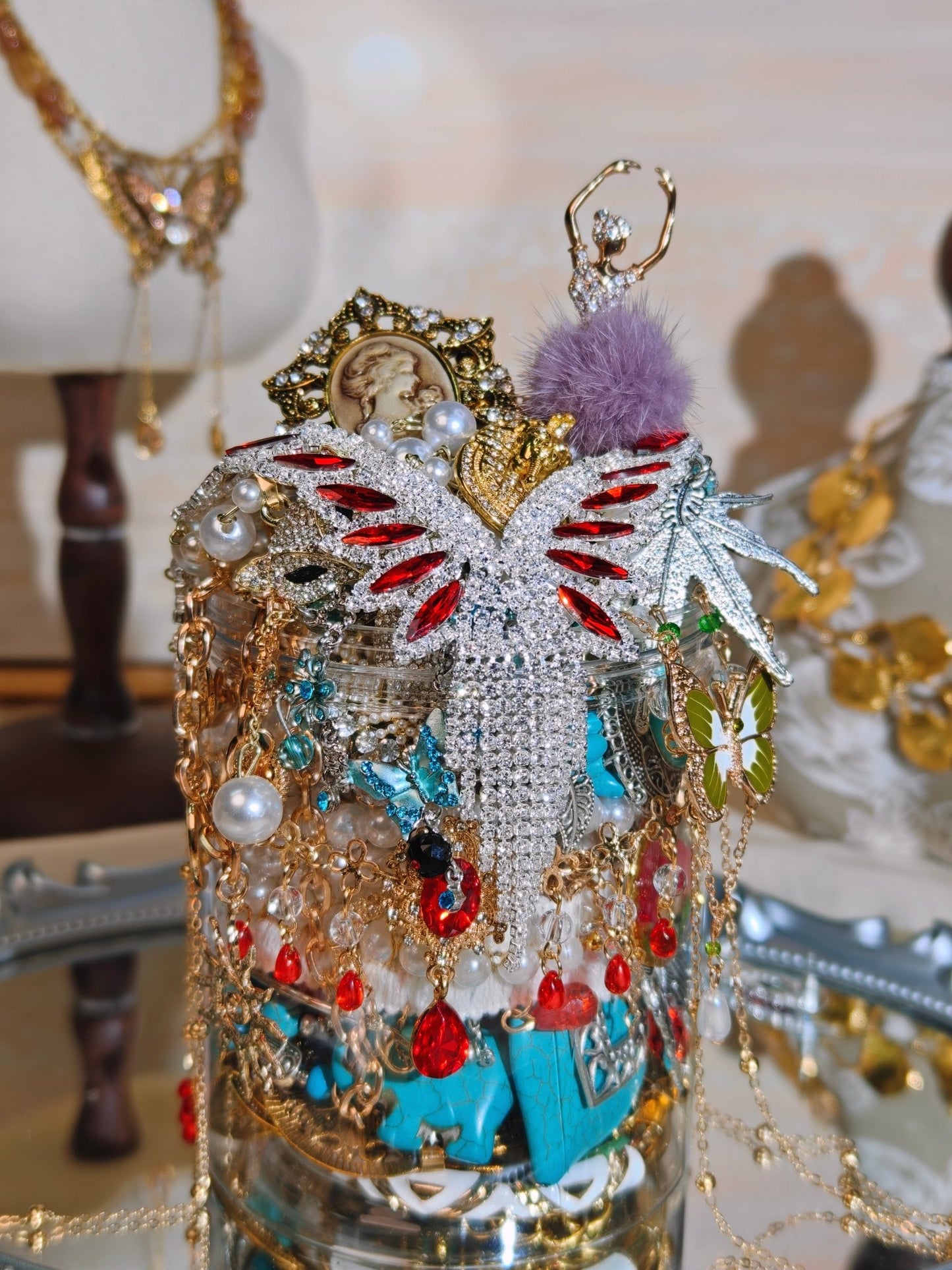 Bocal de bijoux mystère | Thème Reine de la fête 2591338