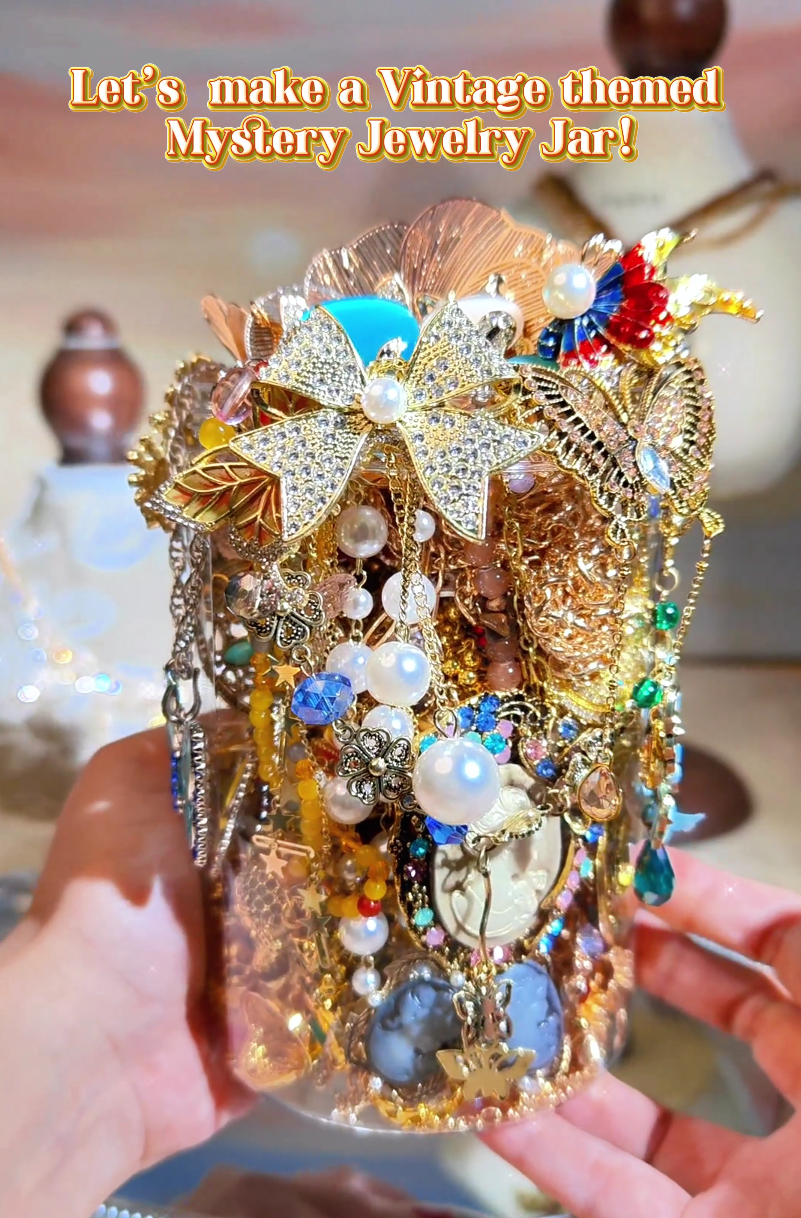 Vintage themed | Mystery Jewelry Jar 2590915