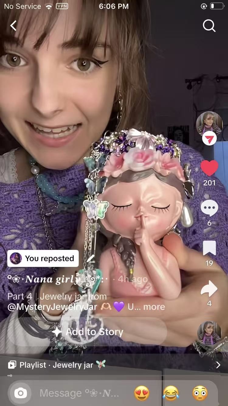 Bocal de bijoux mystère | Thème Reine de la fête 25919