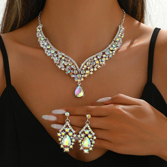 Dreamy Handmade Necklace / Necklace Set | Comes with a Free Jewelry Gift Box