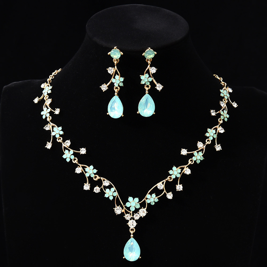 Dreamy Handmade Necklace / Necklace Set | Comes with a Free Jewelry Gift Box