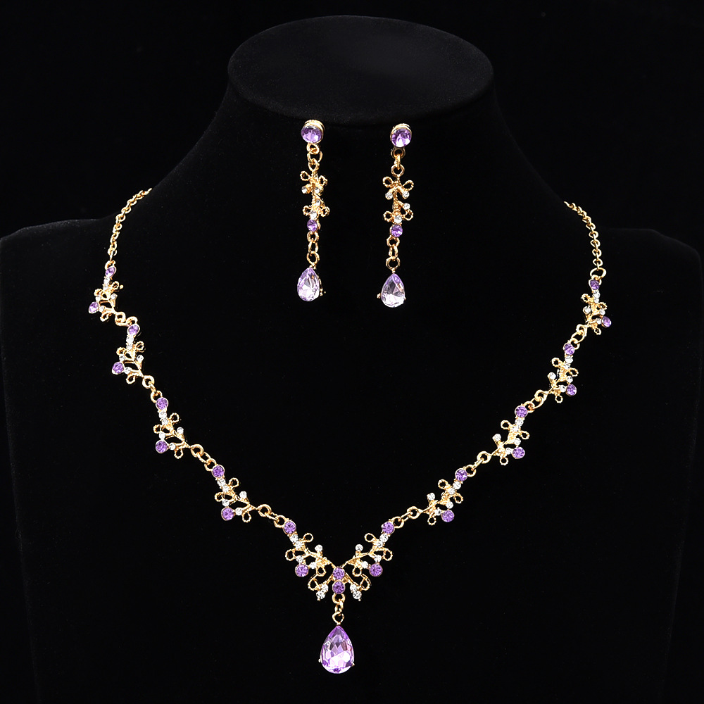 Dreamy Handmade Necklace / Necklace Set | Comes with a Free Jewelry Gift Box