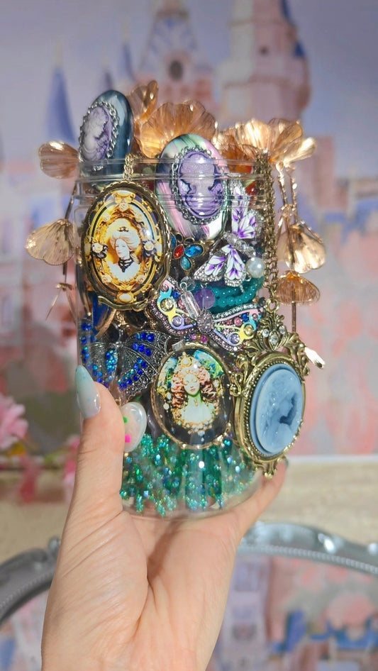 Vintage themed | Mystery Jewelry Jar051306(45pc)