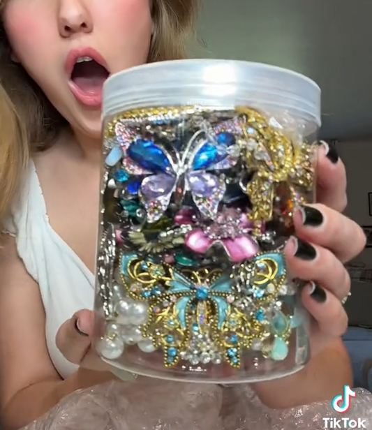 Party Queen themed | Mystery Jewelry Jar 25113（London-Similar Style)