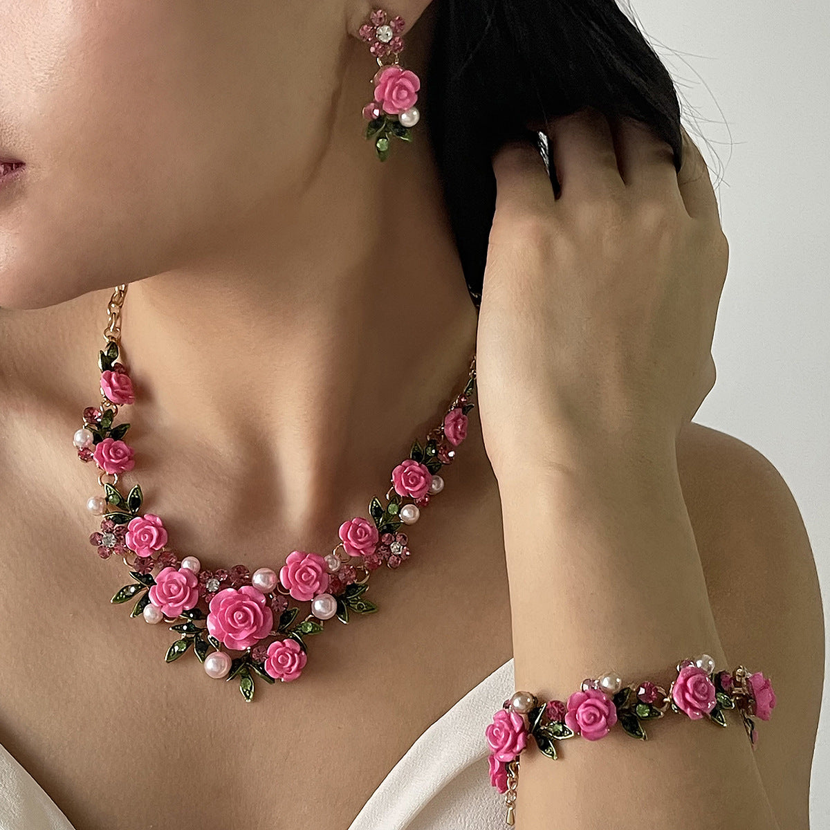 Dreamy Handmade Necklace / Necklace Set | Comes with a Free Jewelry Gift Box