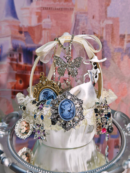 The Silver Cameo Heiress Vault | Mystery Jewelry Jar 69243(25 pcs)
