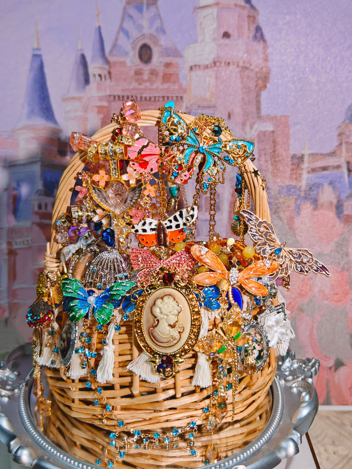 Butterfly Heirloom Basket| Mystery Jewelry Jar 69151 (72 pcs)