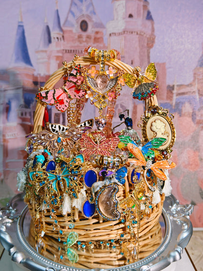 Butterfly Heirloom Basket| Mystery Jewelry Jar 69151 (72 pcs)