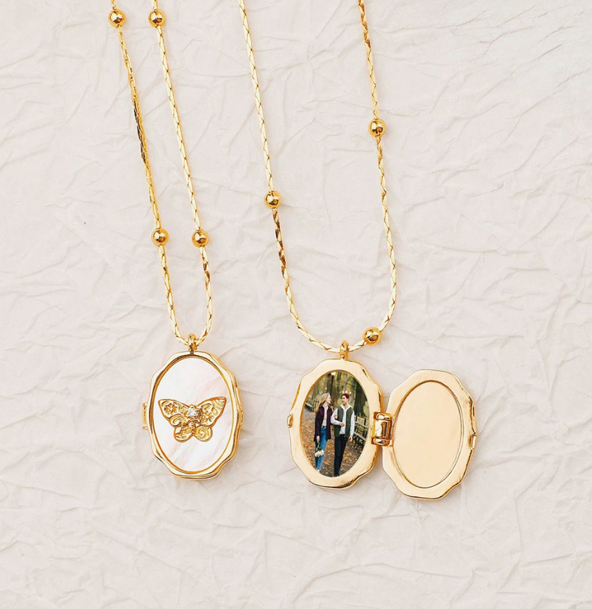 Customizable Butterfly Photo Locket Necklace - Keep Your Loved Ones Close