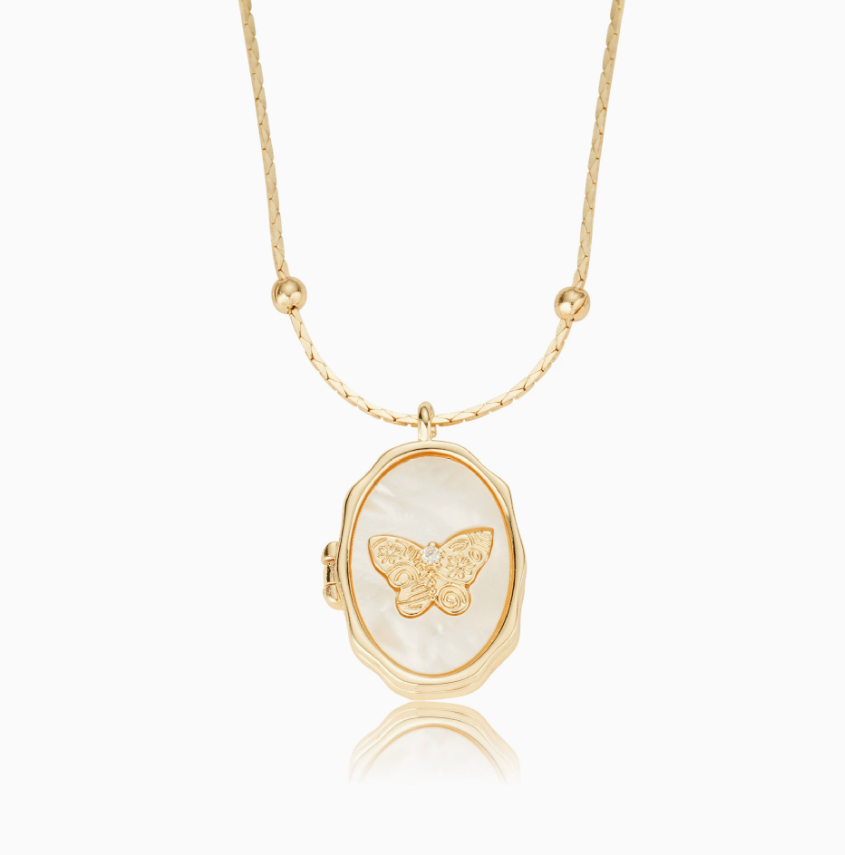 Customizable Butterfly Photo Locket Necklace - Keep Your Loved Ones Close