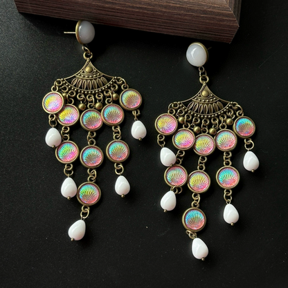 Ethnic-Inspired Pink Resin Shell Earrings – Vintage Court-Style Statement Jewelry