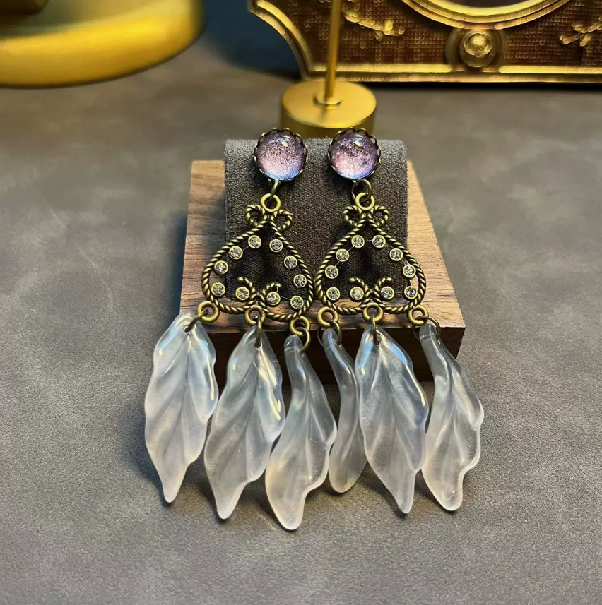 Vintage French-Inspired Beaded Multi-Layer Necklace & Earrings with Petal Tassel Design