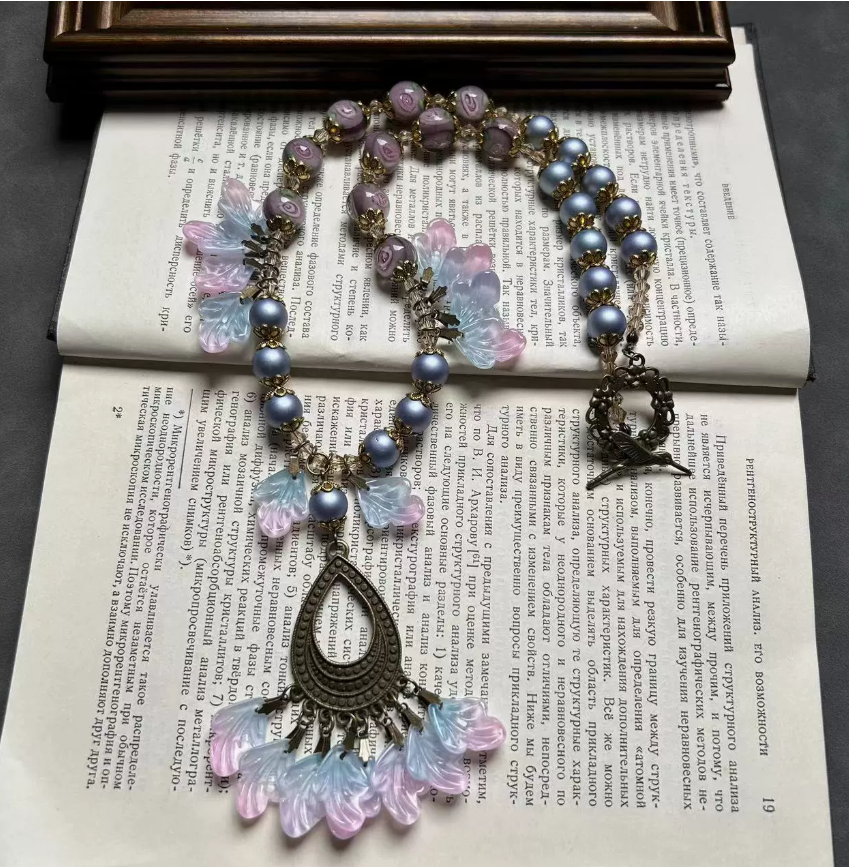Vintage Handmade Pink Leaf & Purple Floral Glass Necklace & Earrings Set – Statement Tassel Jewelry