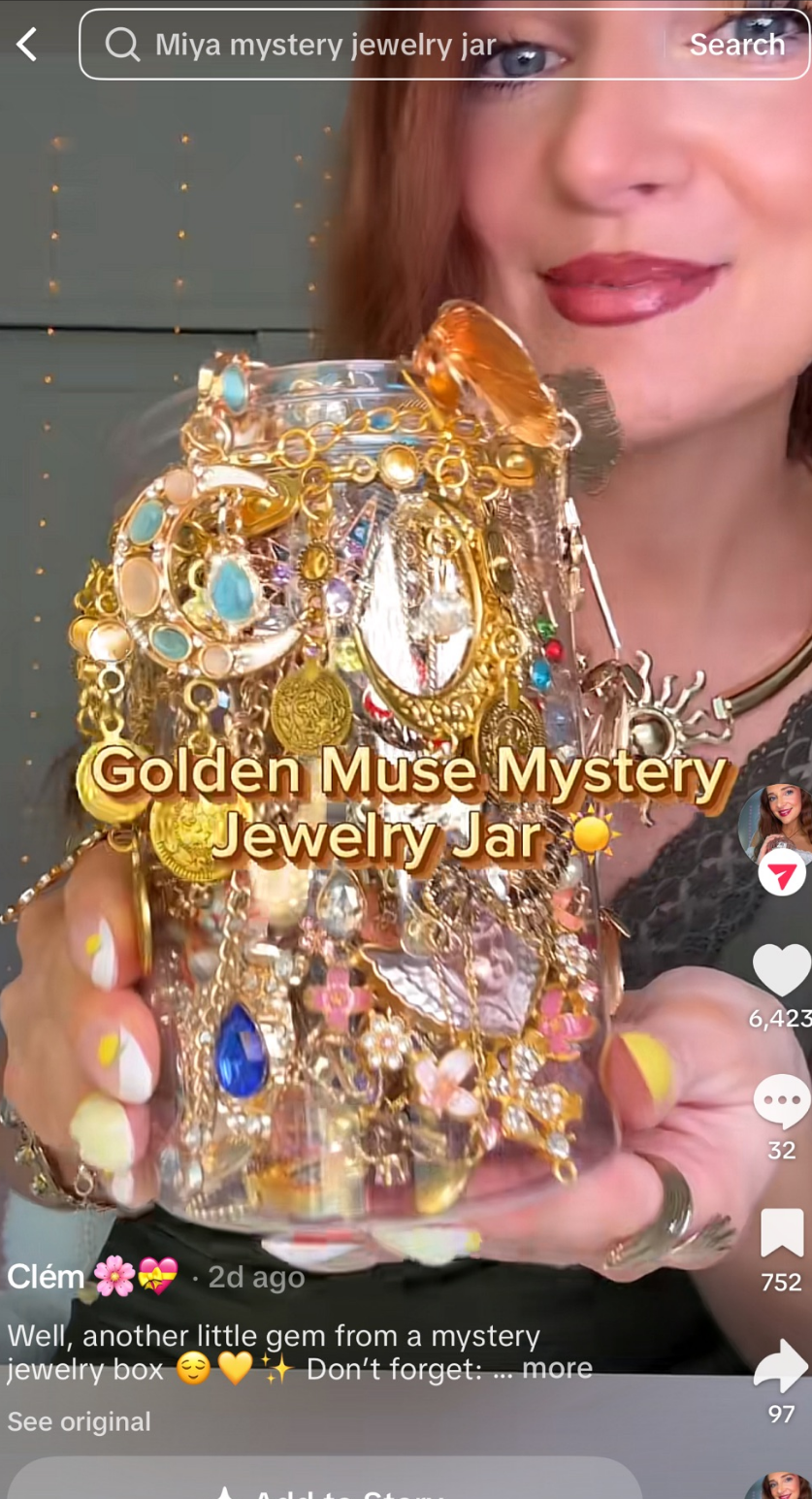 CLEM-Similar Style |Golden Mystery Jewelry Jar 260816