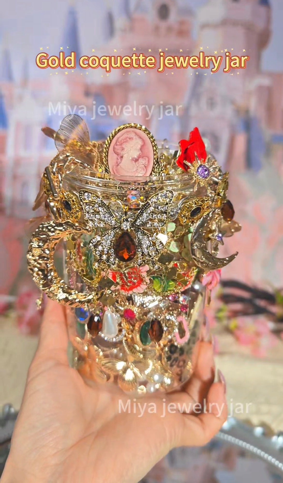 Gold themed | Mystery Jewelry Jar 60204